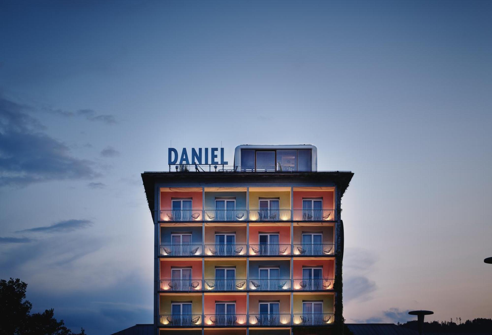 Hotel Daniel Graz - Smart Luxury Near City Centre Exterior photo